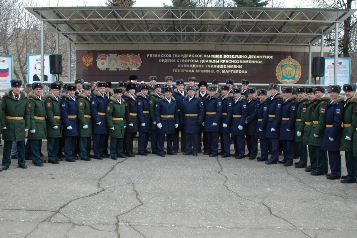 Одиннадцатый выпуск прапорщиков состоялся в РВВДКУ имени генерала армии в.  Ф. Маргелова