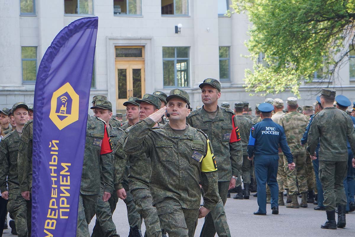 Прием спб. Уверенный прием 2021 Военная Академия связи. Армия 2021 в Петербурге. Уверенный прием 2021. Соревнования военных связистов в Петербурге.