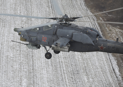 Экипажи ударных вертолетов ЮВО в Ставропольском крае приступили к исполнению пилотирования в сложных метеоусловиях

